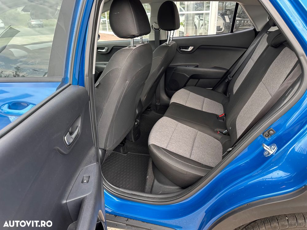 Kia Stonic 1.0 T-GDI 7DCT HP MHEV Urban - 11