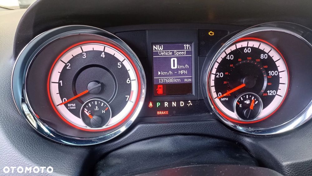 Dodge Grand Caravan 3.6 R/T - 8