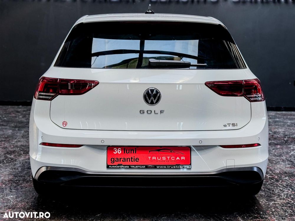 Volkswagen Golf - 23