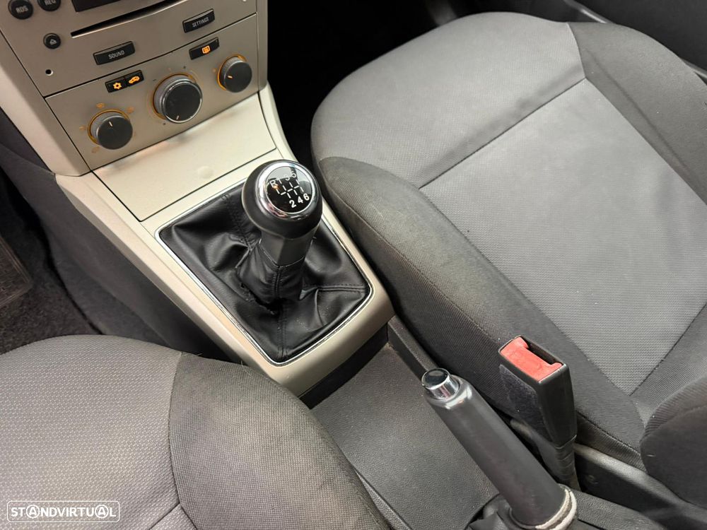 Opel Astra 1.3 CDTI - 9