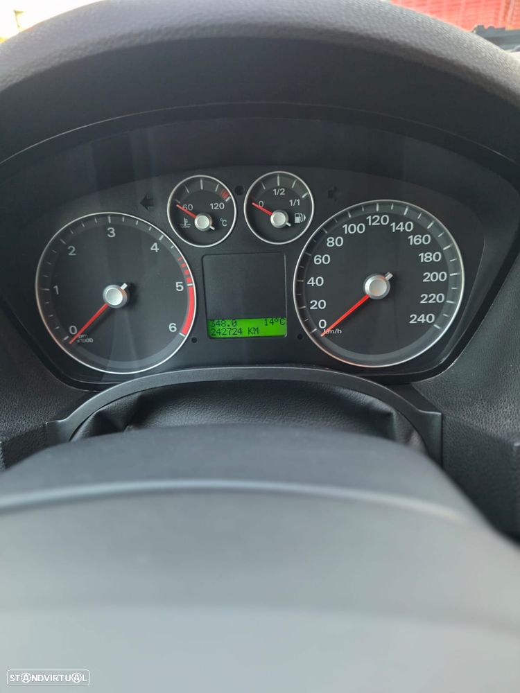 Ford Focus C-Max 1.6 TDCi Ghia - 17