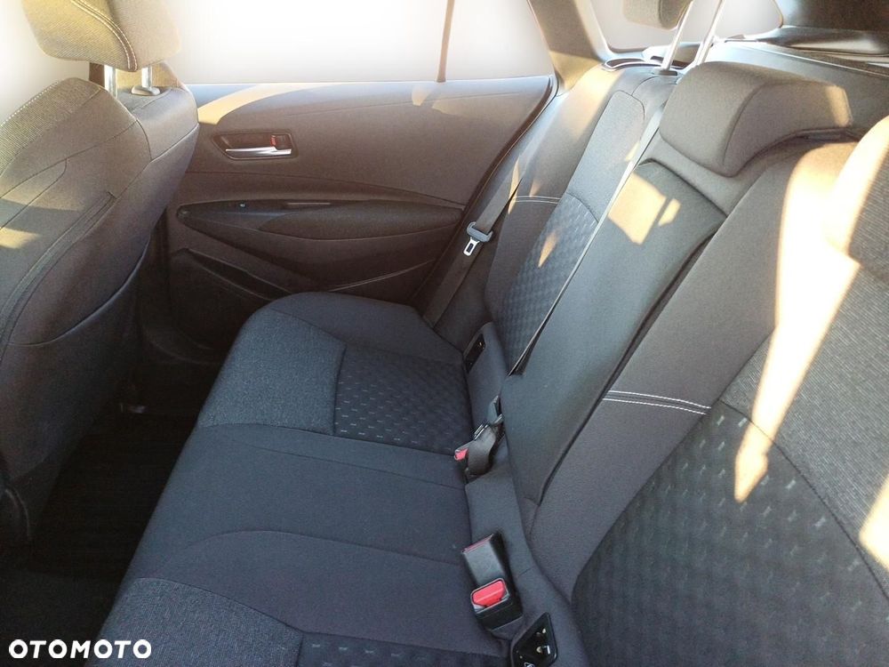 Toyota Corolla 1.8 Hybrid Comfort - 12