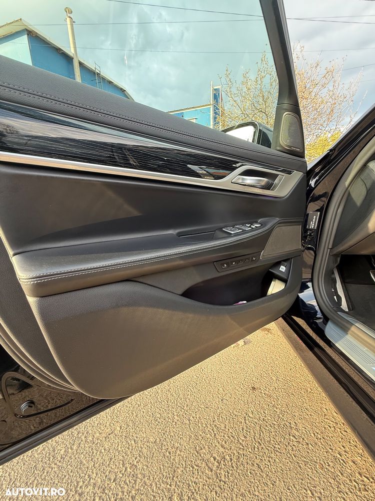 BMW Seria 7 730d xDrive - 5