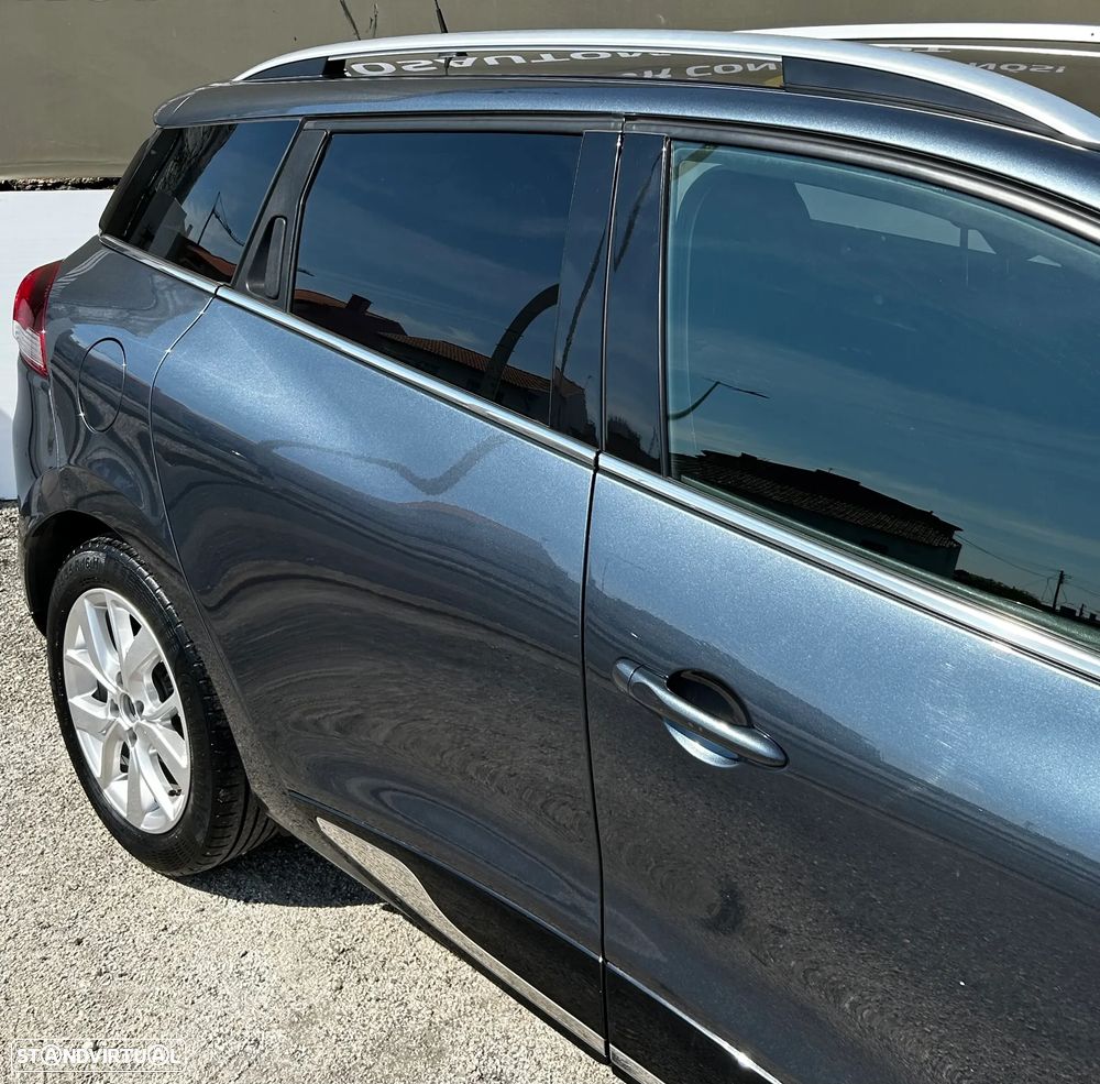 Renault Clio Break - 11