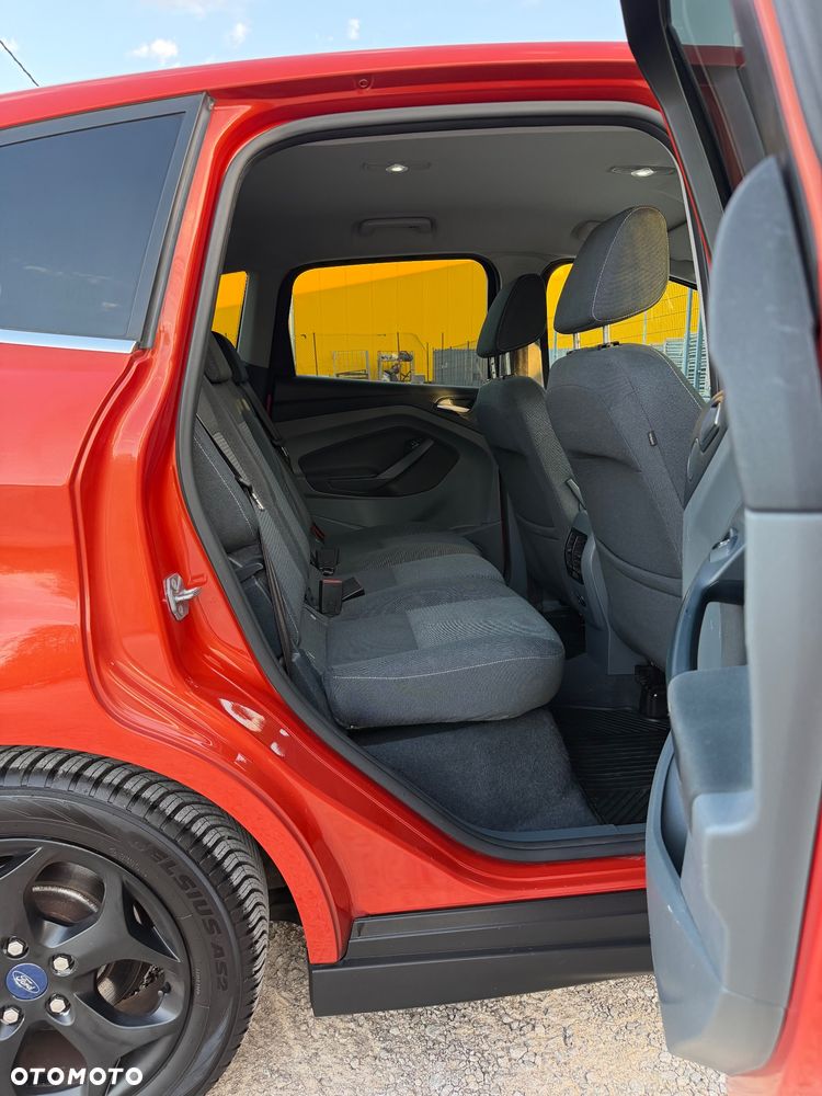 Ford C-MAX 1.6 Ti-VCT Titanium - 32