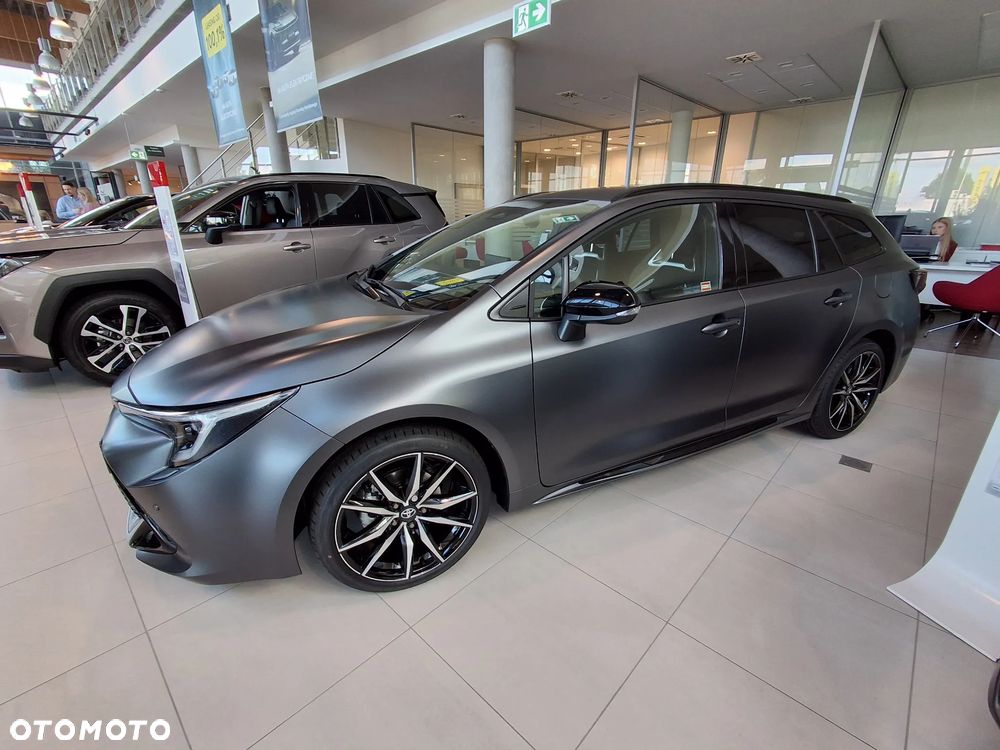 Toyota Corolla 1.8 Hybrid GR Sport - 11