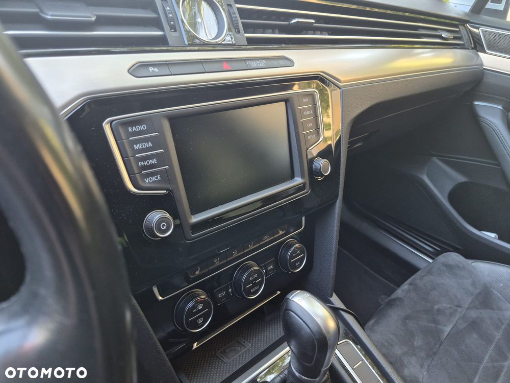 Volkswagen Passat - 6