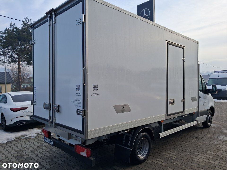 Mercedes-Benz Sprinter - 9