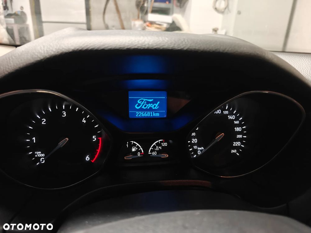 Ford Focus 1.5 TDCi Trend - 11