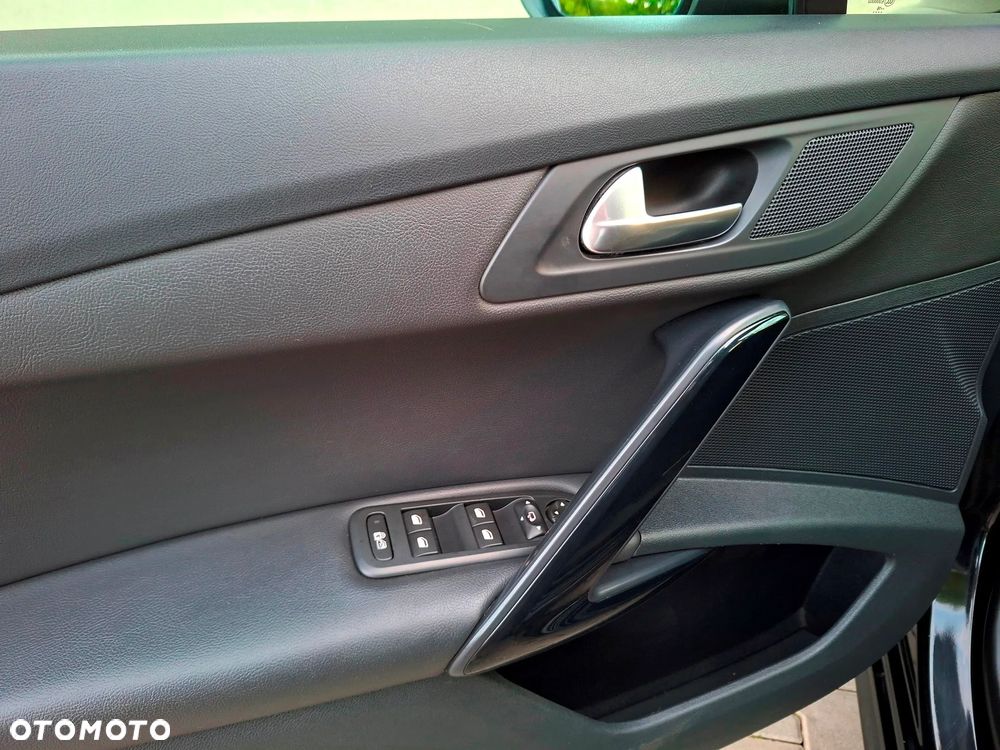 Peugeot 508 BlueHDi 180 EAT6 Stop&Start Allure - 32