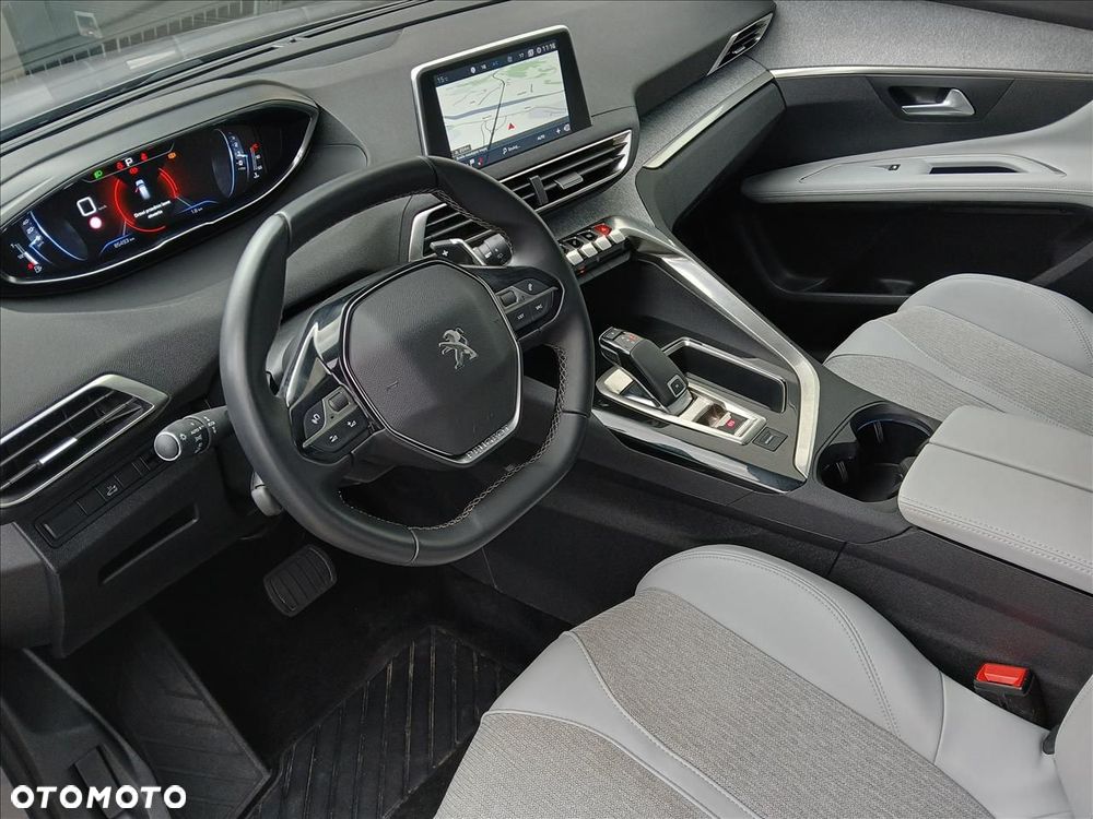 Peugeot 3008 1.6 PureTech GPF Allure S&S EAT8 - 8