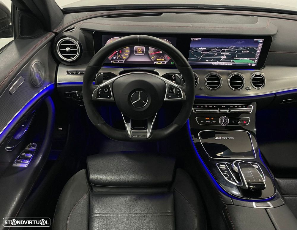 Mercedes-Benz E 43 AMG 4-Matic - 29