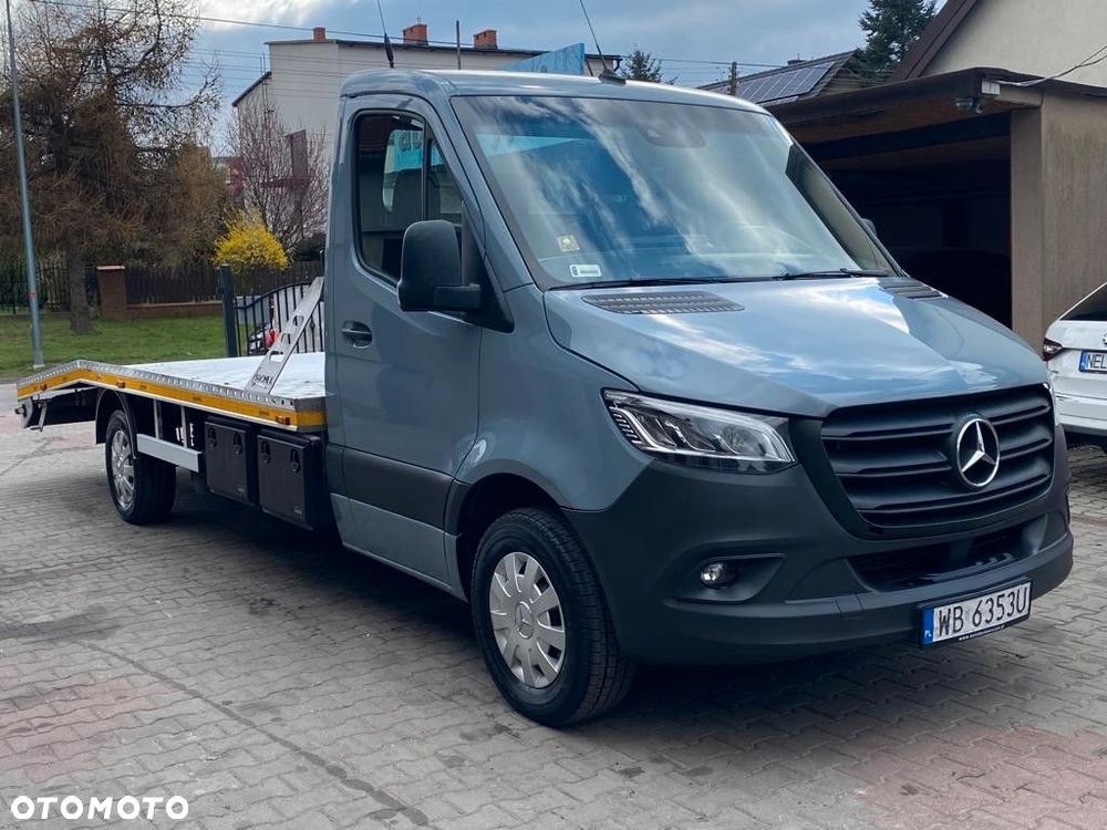 Mercedes-Benz Sprinter 319CDI V6 - 10