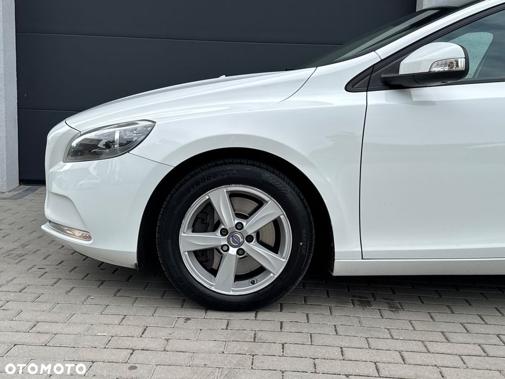 Volvo V40 D3 - 9