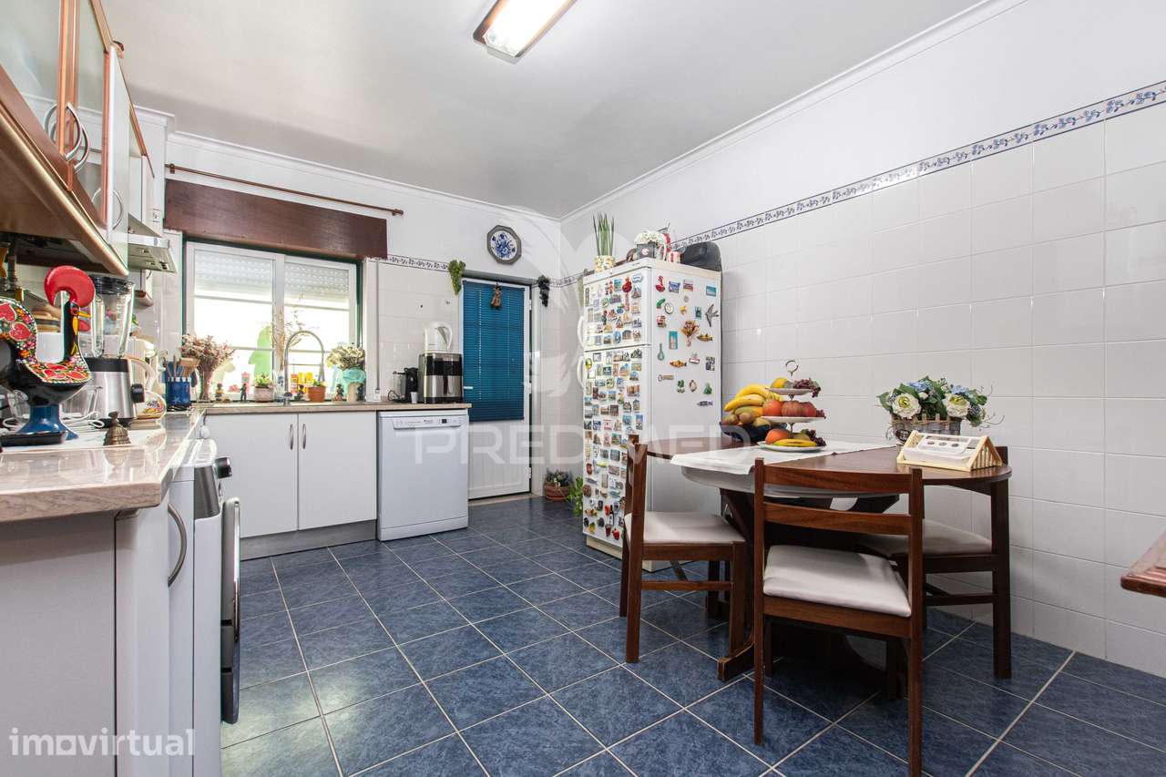 Apartamento t3 cm terraço em Vila nova Rainha - Grande imagem: 4/15