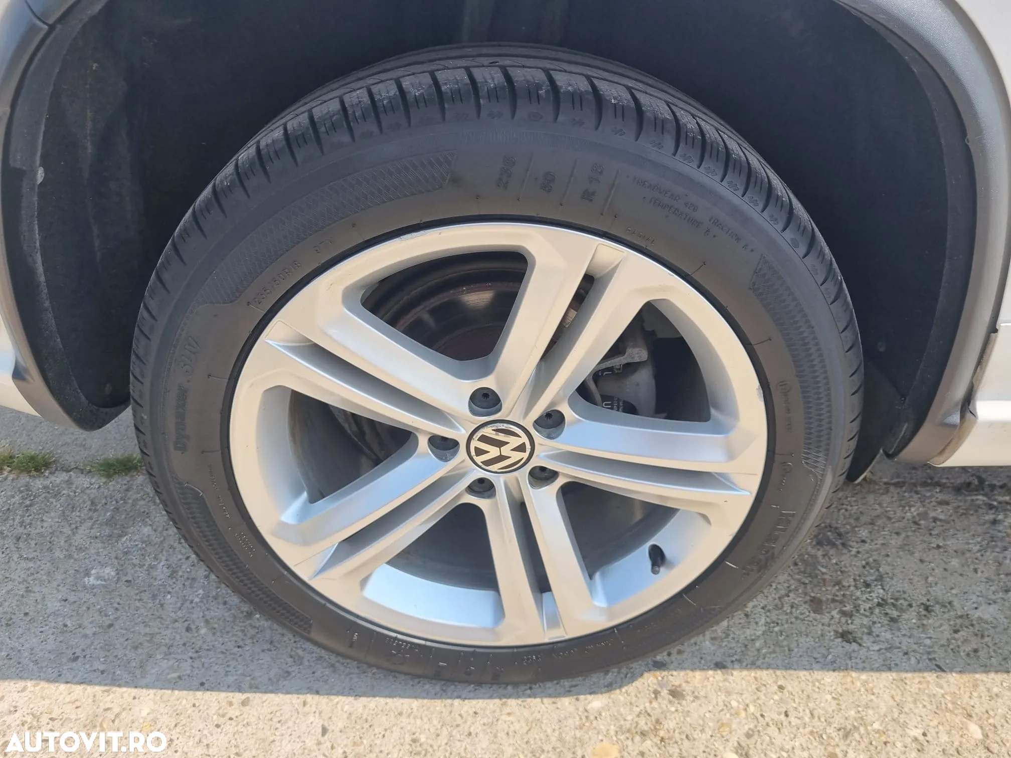 Volkswagen Tiguan 2.0 TDI DPF BlueMotion Technology Exclusive - 24