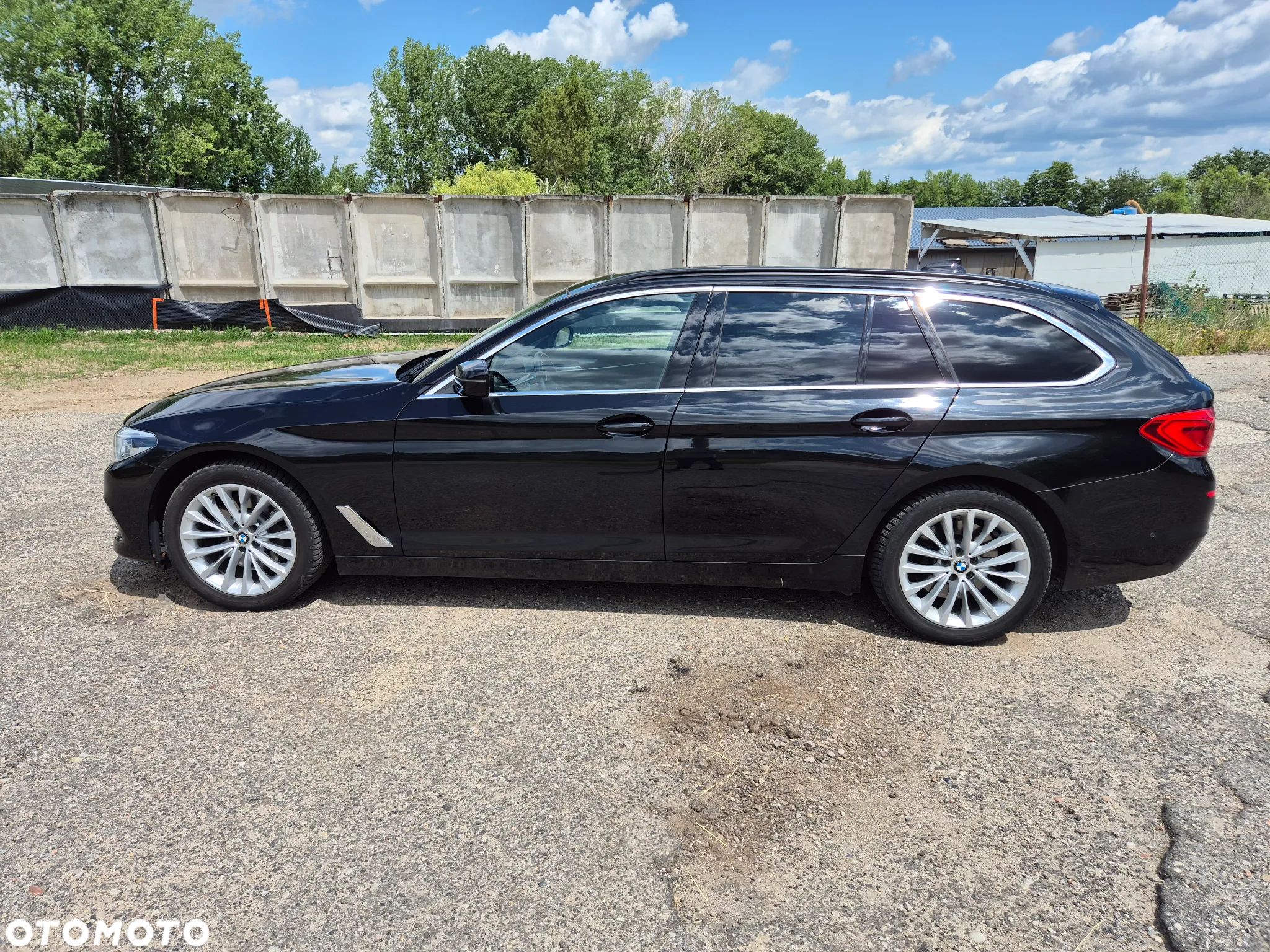 BMW Seria 5 530d xDrive Luxury Line - 1