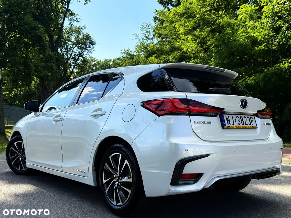 Lexus CT 200h Elite - 3