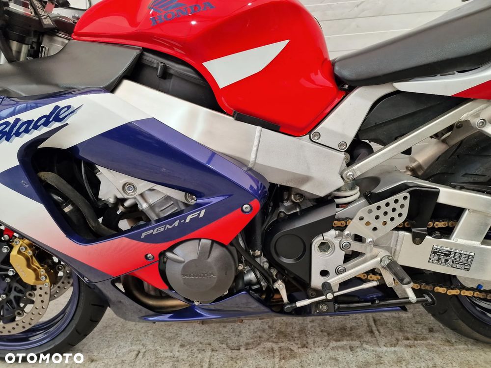 Honda CBR - 9