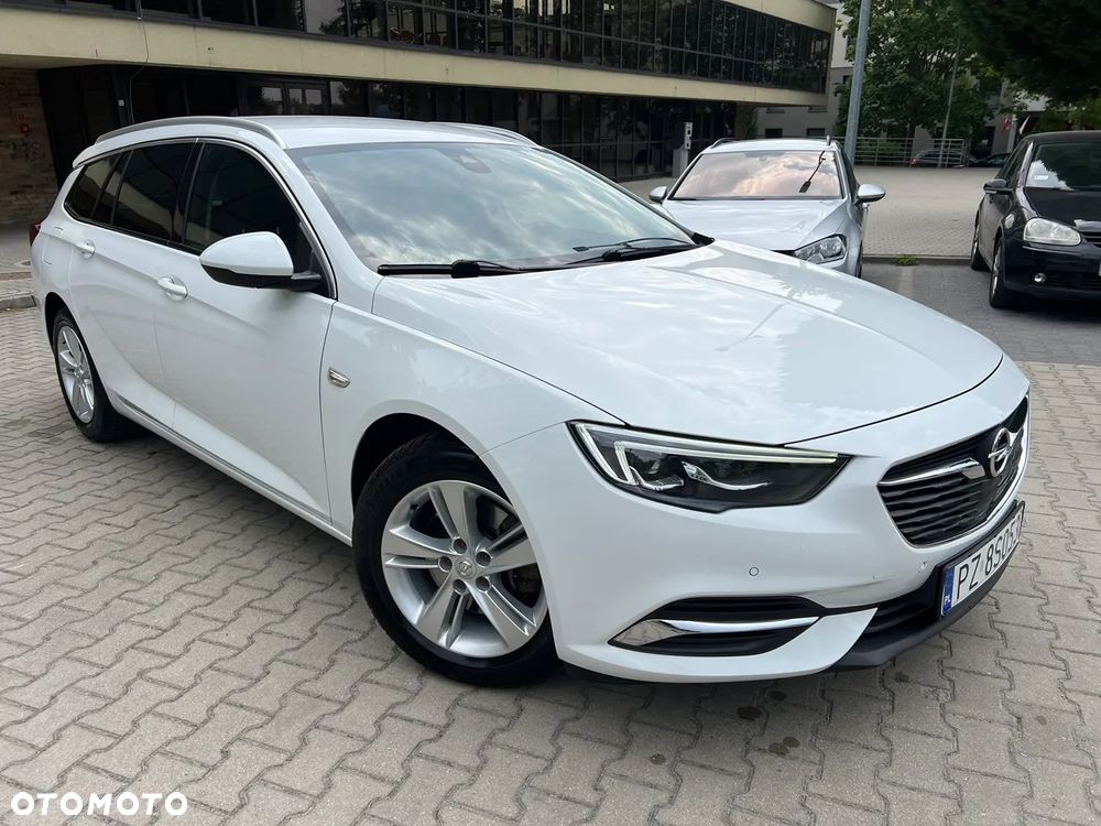 Opel Insignia - 2