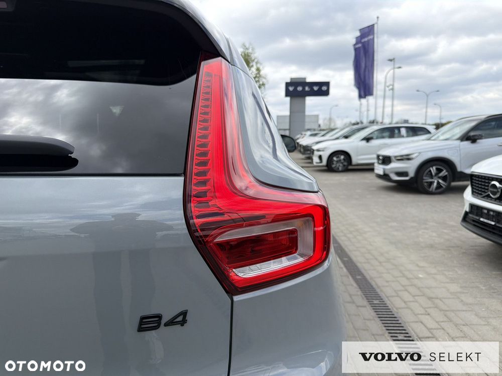 Volvo XC 40 - 35