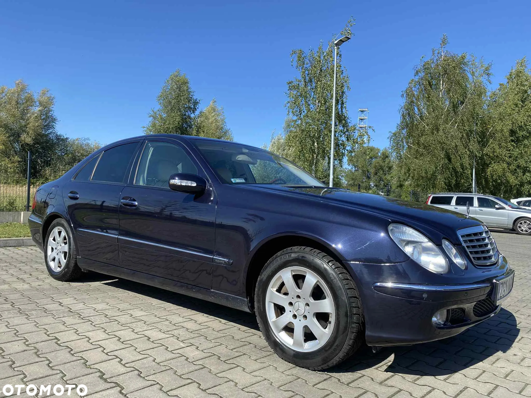 Mercedes-Benz Klasa E 240 4-Matic T Elegance - 3