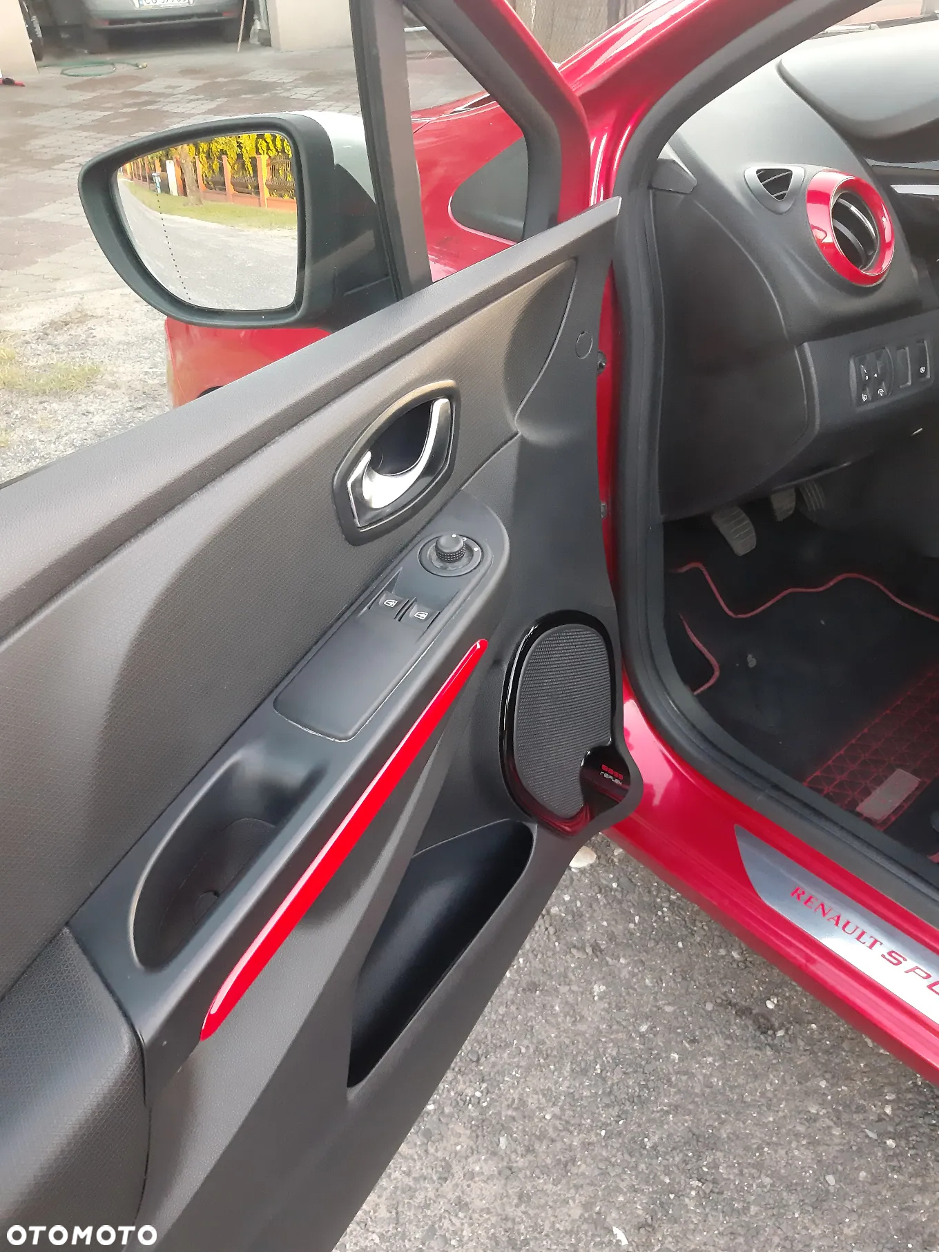 Renault Clio - 7