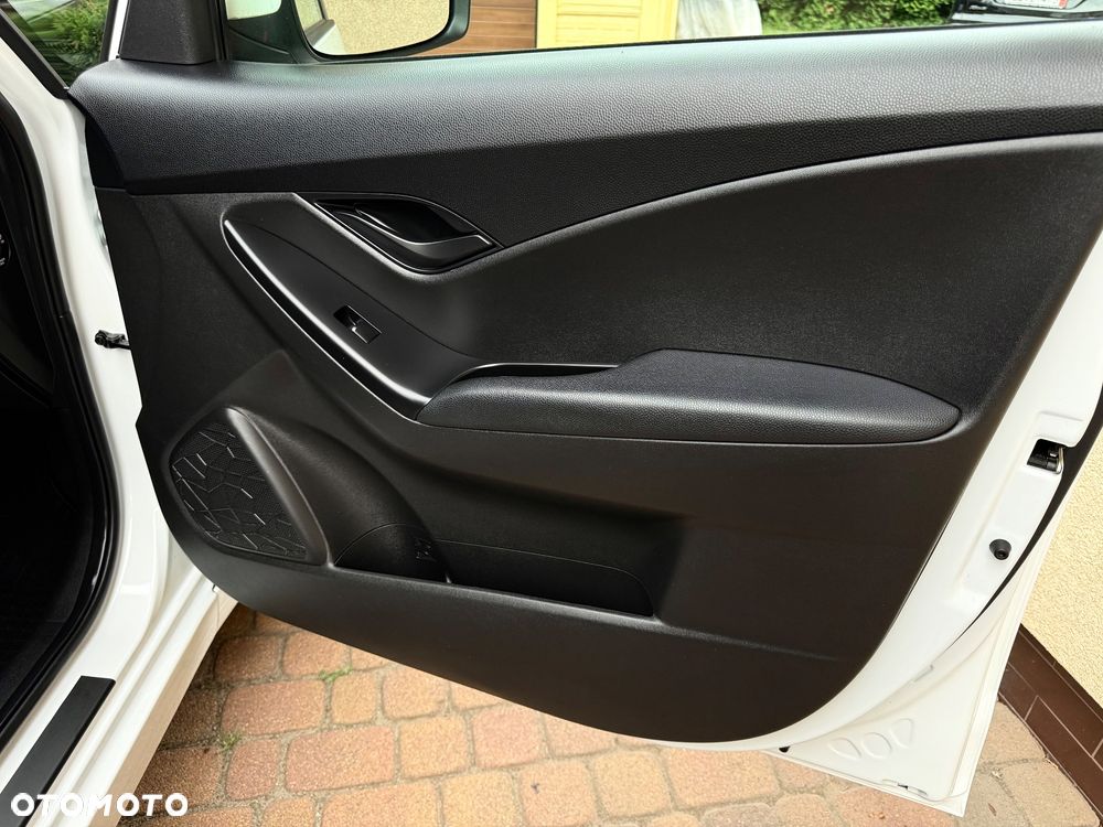 Hyundai ix20 1.4 Trend - 14