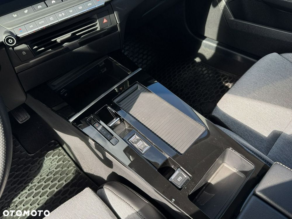 Opel Astra - 24