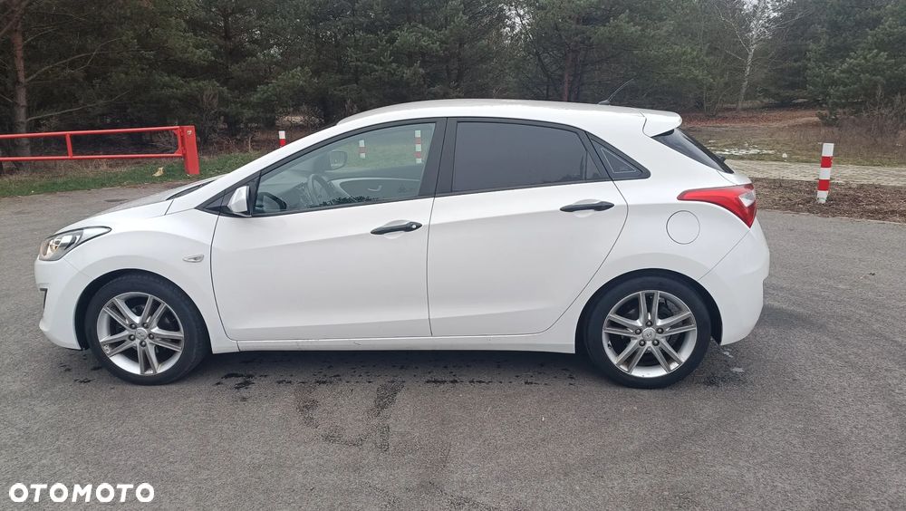 Hyundai i30 1.4 Classic - 8