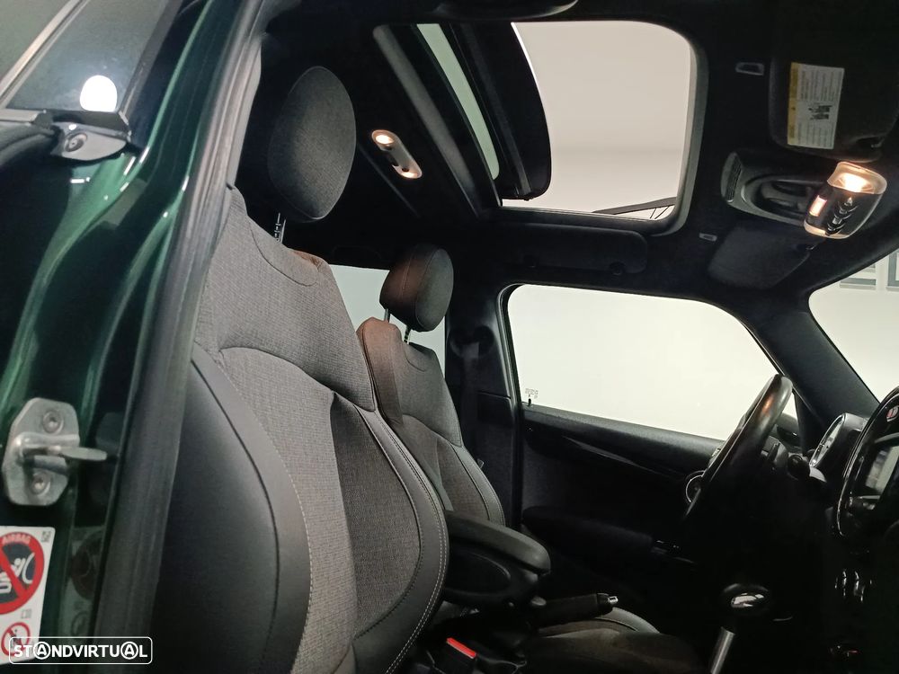 MINI 5 Portas Cooper SD Sport Aut. - 28