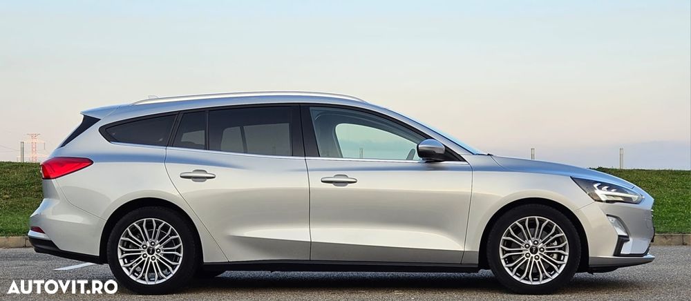 Ford Focus 1.5 EcoBlue Start-Stopp-System TITANIUM - 12