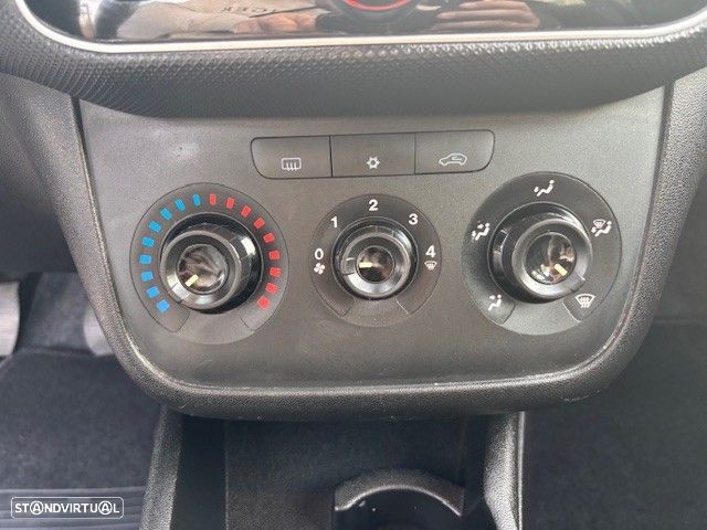 Fiat Punto 1.2 Easy S&S - 8