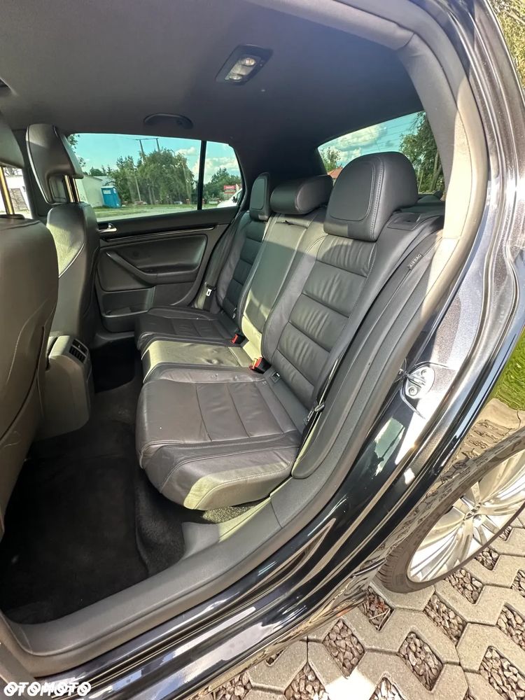 Volkswagen Golf V R32 DSG - 30