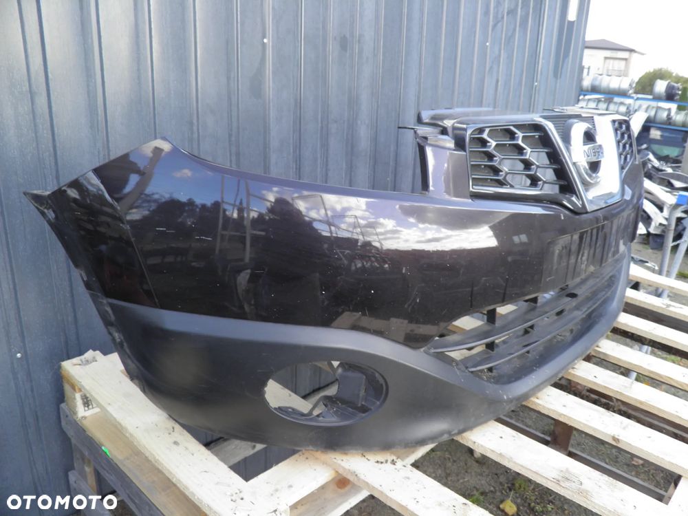 Zderzak przedni NISSAN QASHQAI 09-13 LIFT 62022BR10H ładny - 2