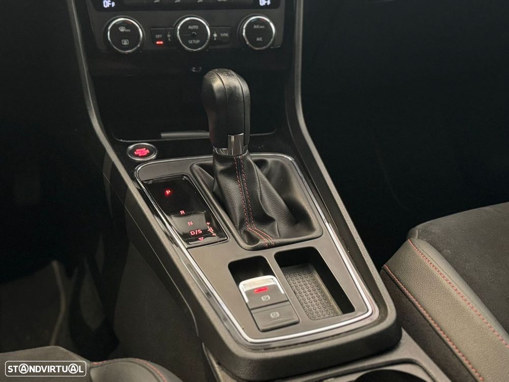 SEAT Leon 2.0 TDI FR DSG S/S - 38