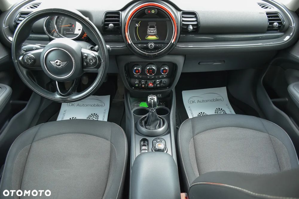 MINI Clubman Cooper D - 18