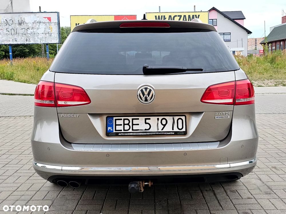 Volkswagen Passat Variant 2.0 TDI BlueMotion Technology Comfortline - 12