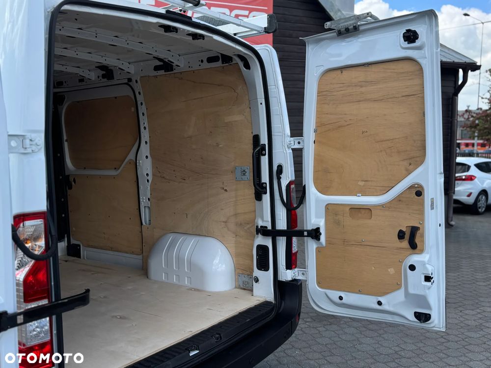 Renault Master - 10