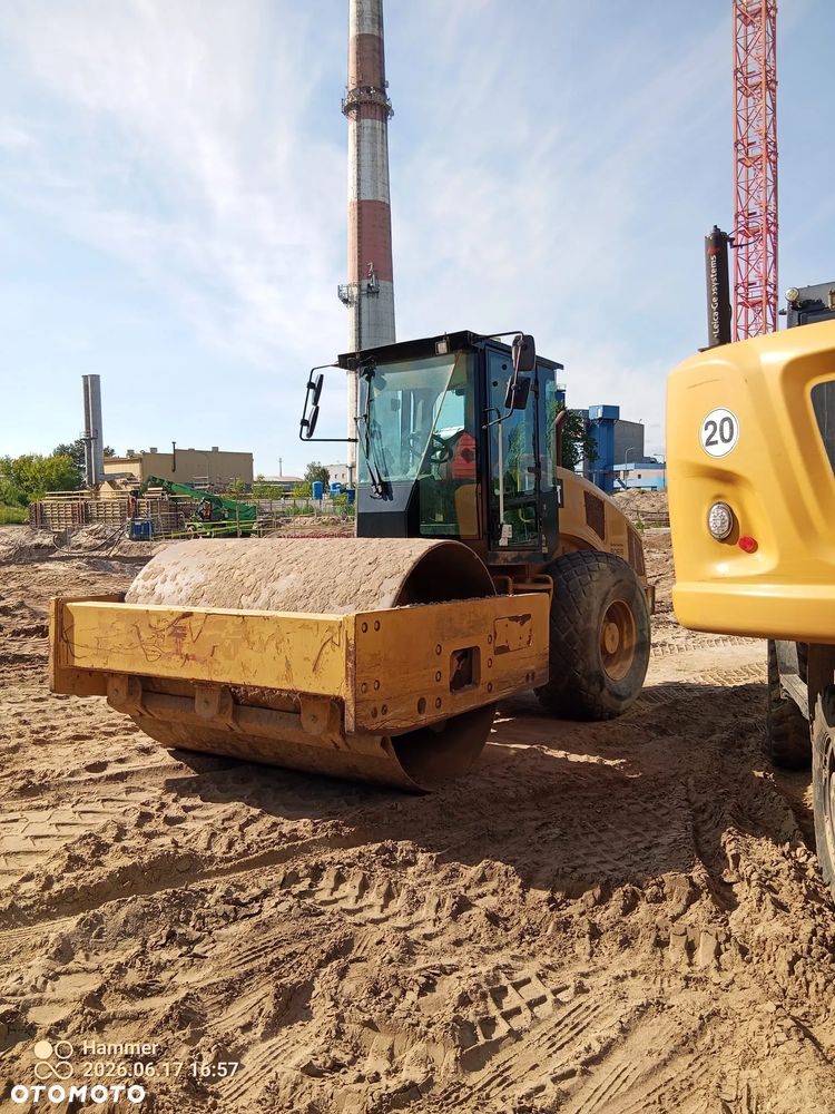 Caterpillar CS64B - 1