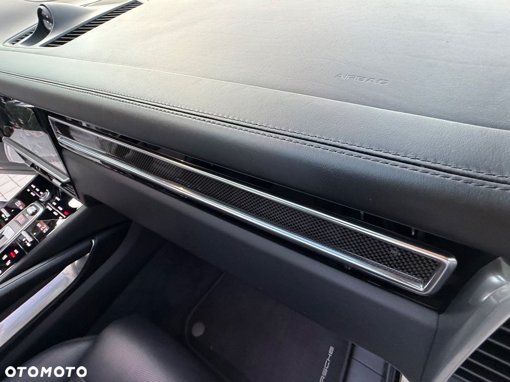 Porsche Cayenne Turbo - 14