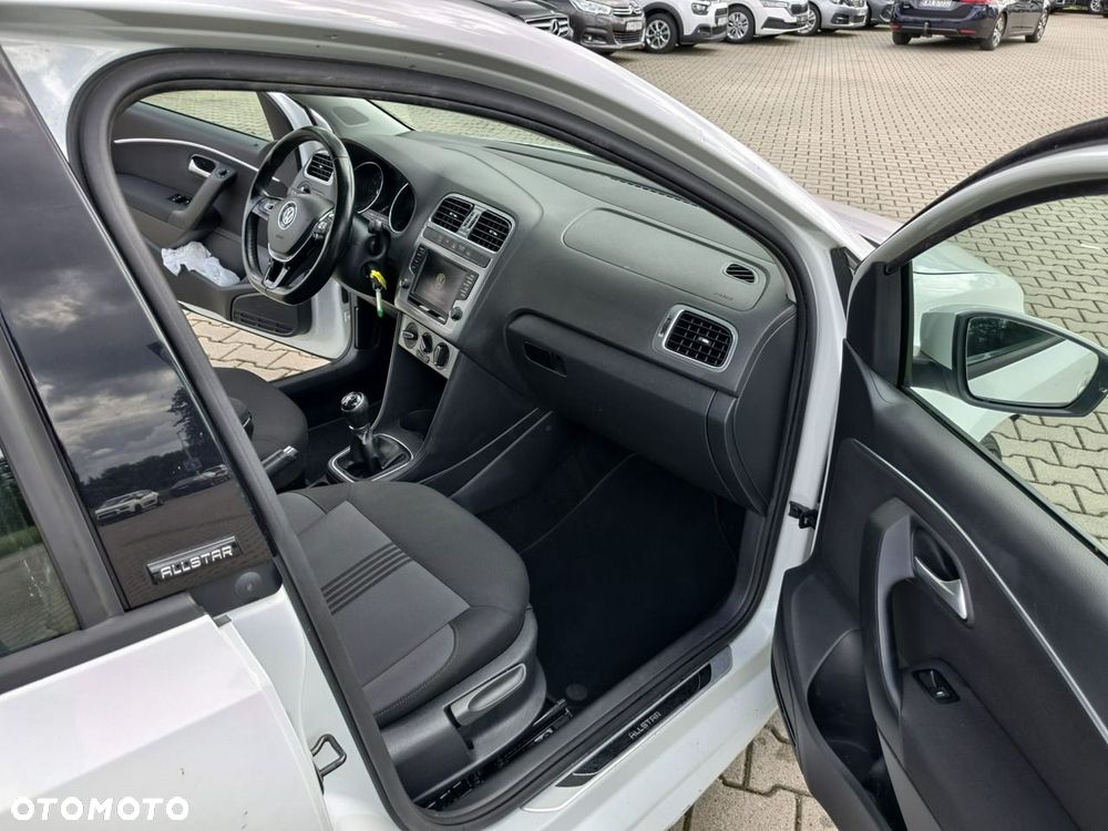 Volkswagen Polo - 14