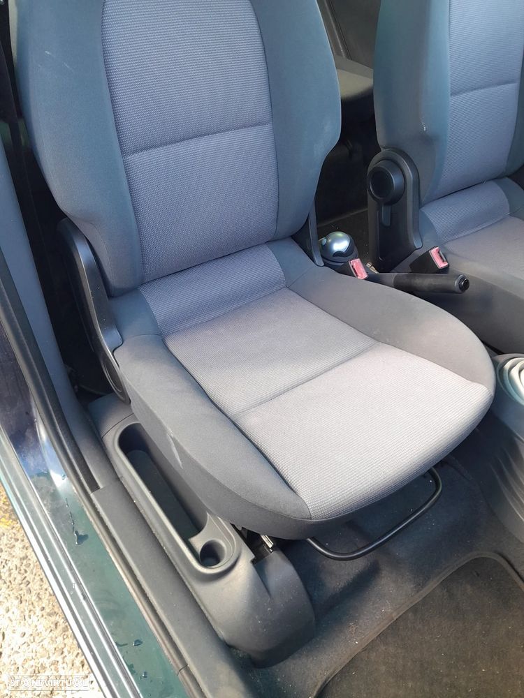 Mitsubishi Colt 1.1 Inform RCD - 8