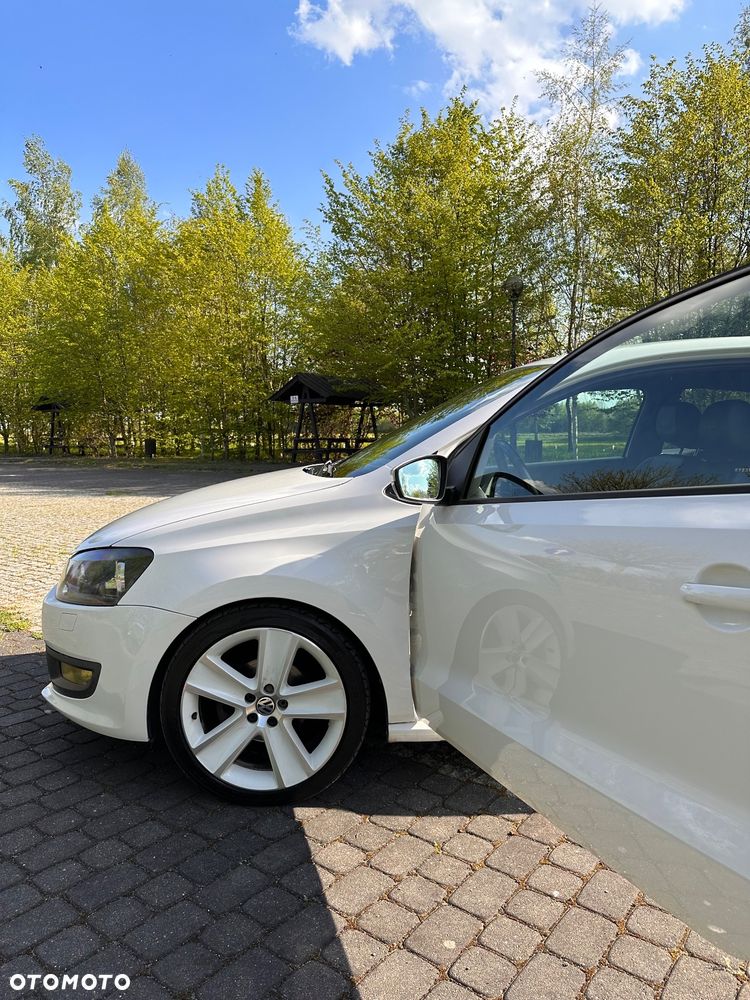 Volkswagen Polo - 8