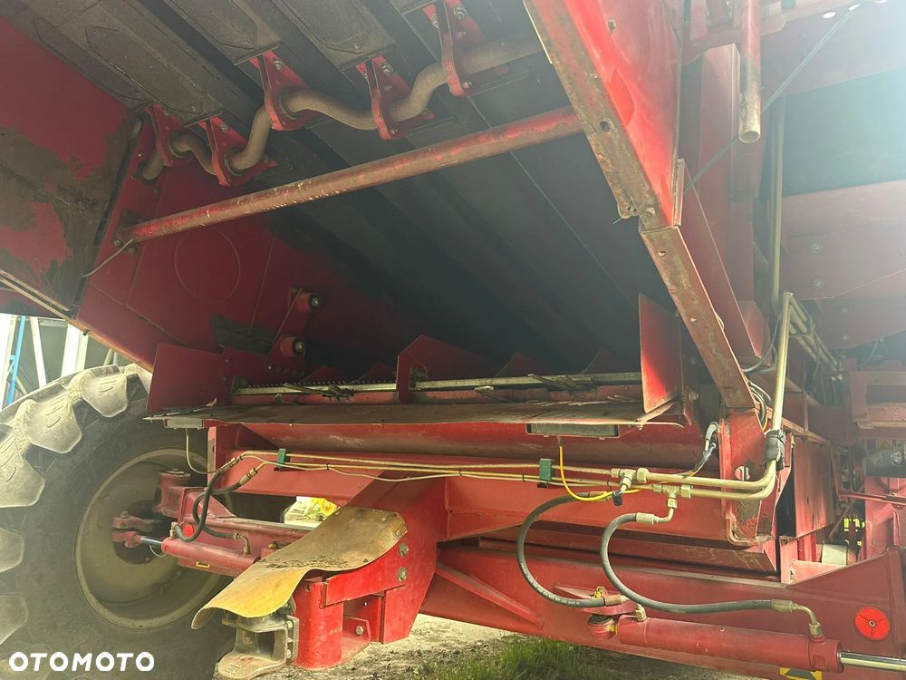 Case IH CF 80 / HEDER 7M - 5