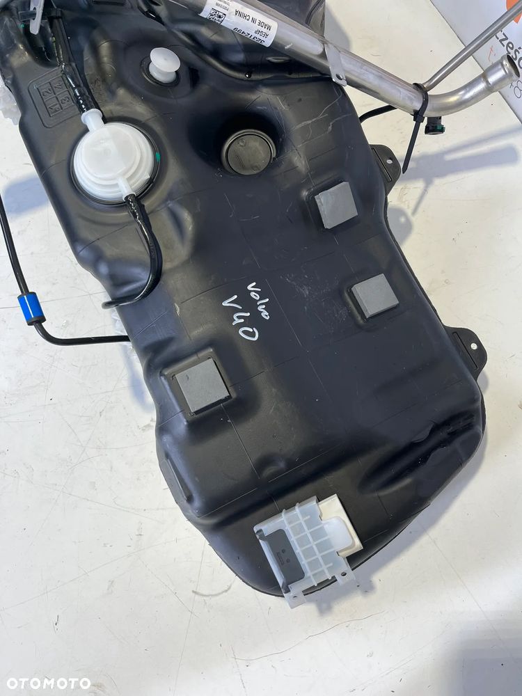 VOLVO XC40 21r ZBIORNIK PALIWA 32224729 - 2