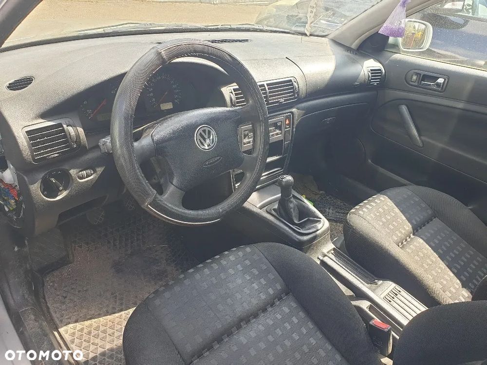 Volkswagen PASSAT B5 1,9 TDI z 2000r 110 KM - 2