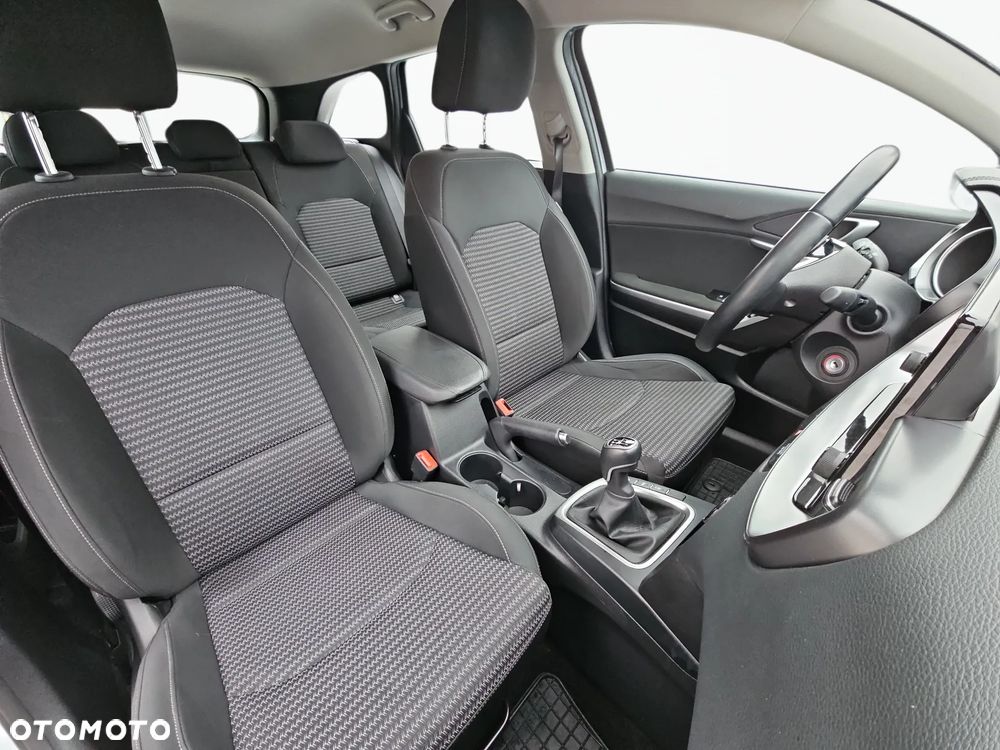 Kia Ceed 1.5 T-GDI M - 24