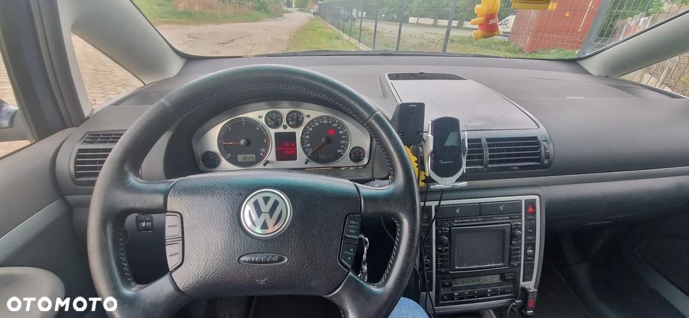 Volkswagen Sharan 2.0 TDI Highline - 1