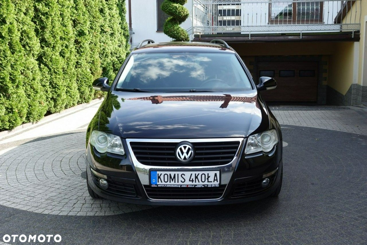 Volkswagen Passat - 11